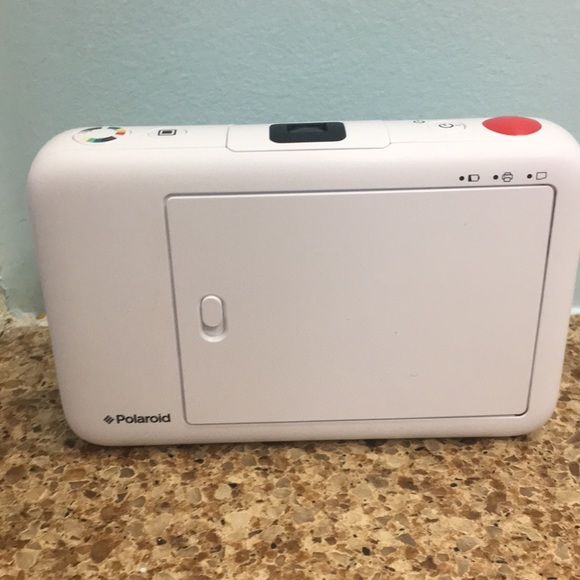 Polaroid Snap Camera - Picture 2 of 4